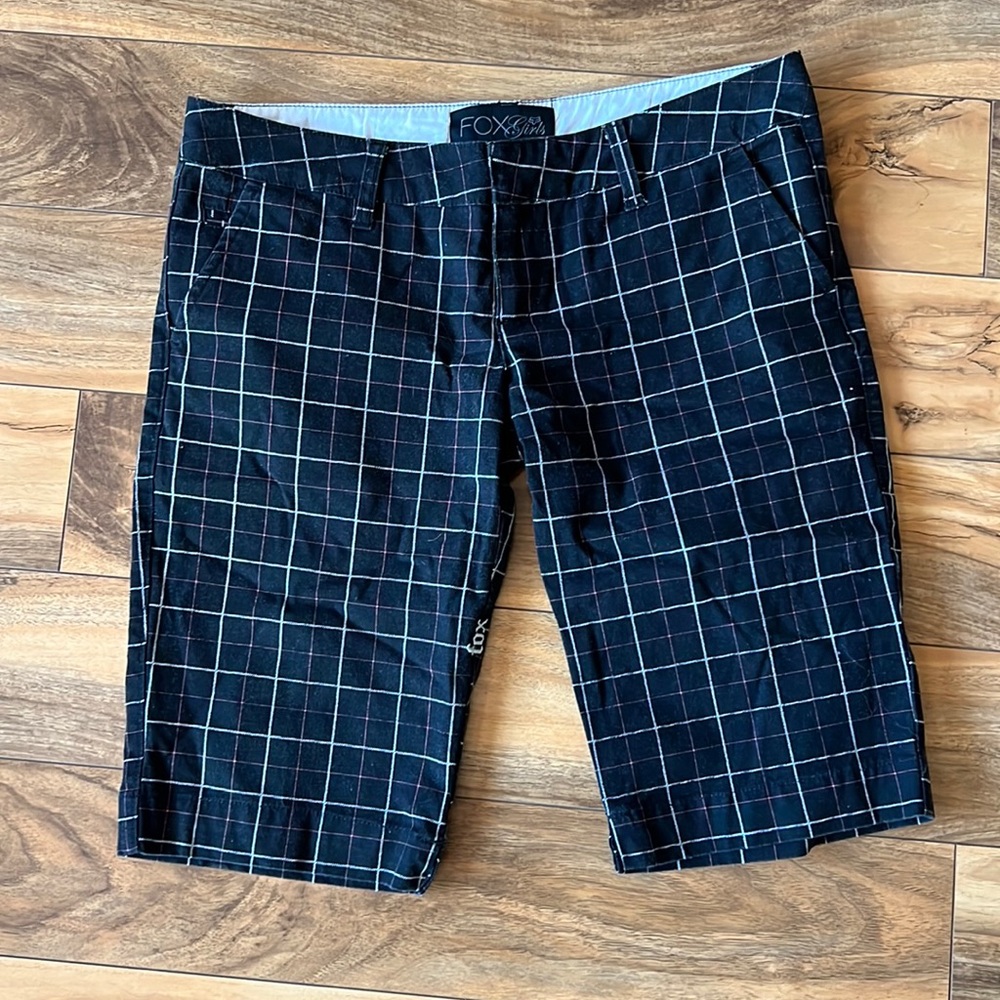 Fox Girls Black Plaid Bermuda Shorts. Size 7